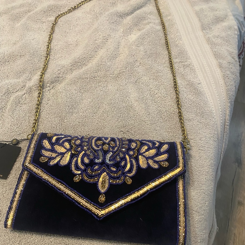 Beautiful hand beaded cocktail purse NWT